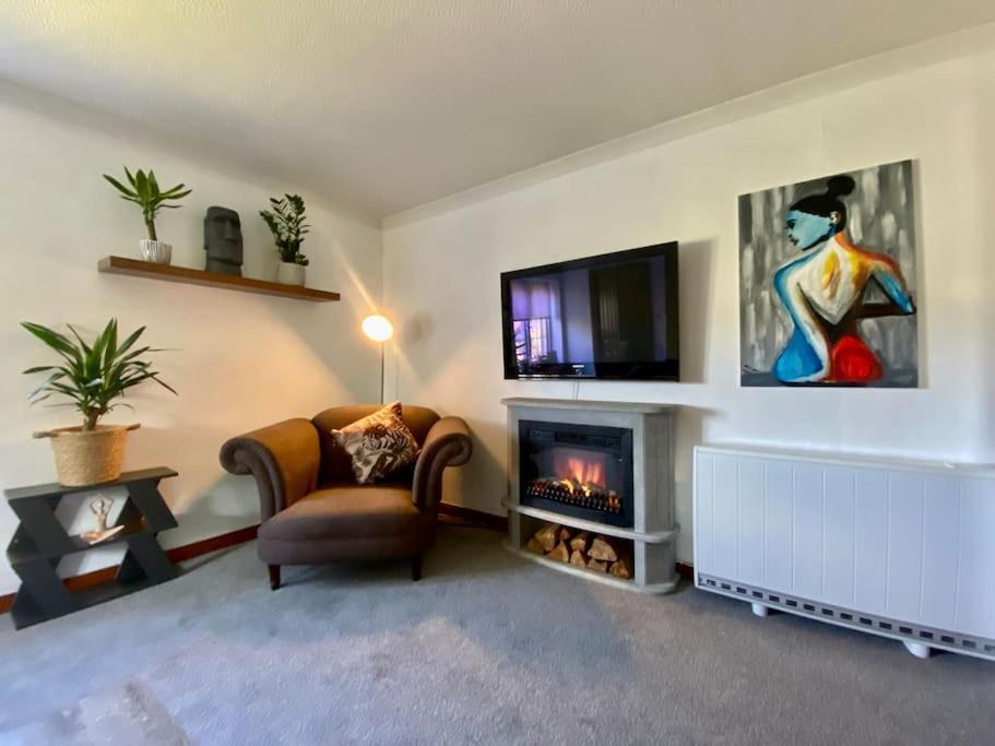 Apartment With Parking, Close To The Raigmore Hospital Inverness Dış mekan fotoğraf