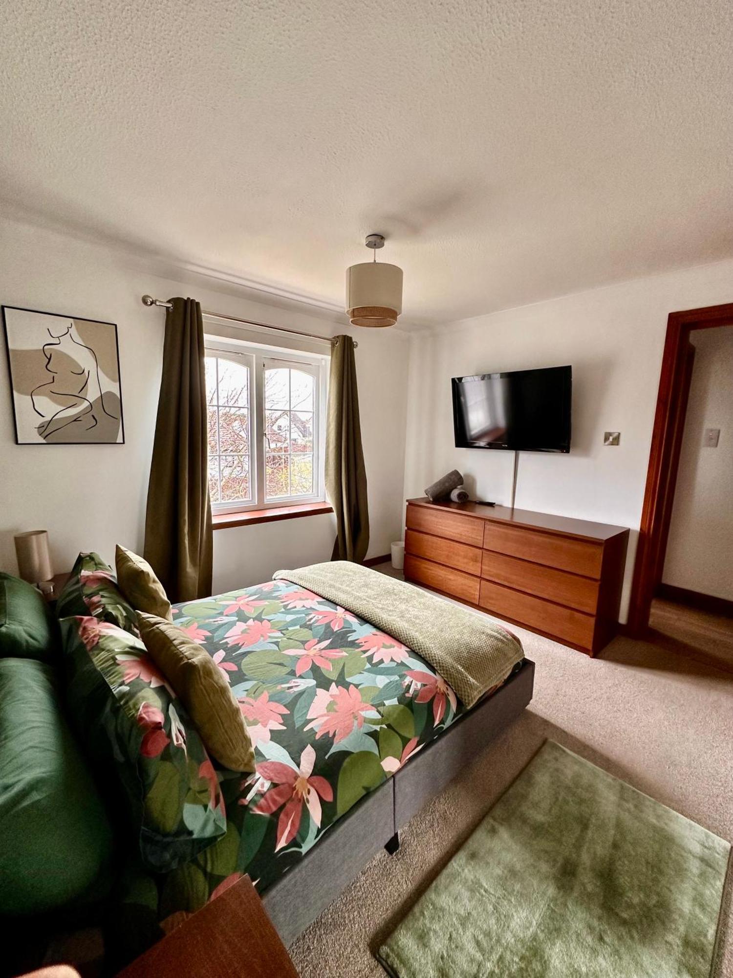 Apartment With Parking, Close To The Raigmore Hospital Inverness Dış mekan fotoğraf