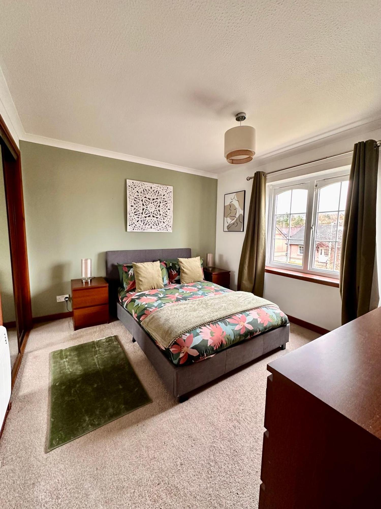 Apartment With Parking, Close To The Raigmore Hospital Inverness Dış mekan fotoğraf